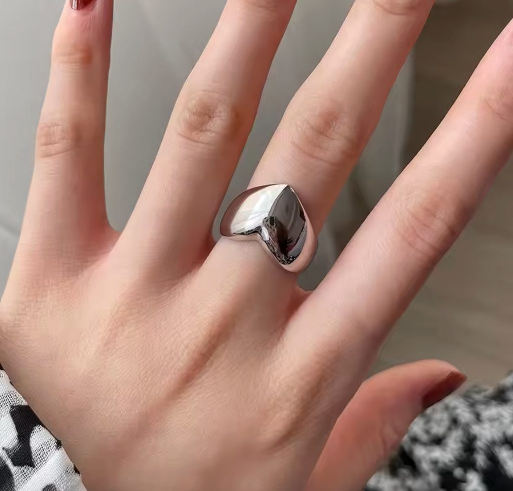 Glossy Irregular Heart Open Ring