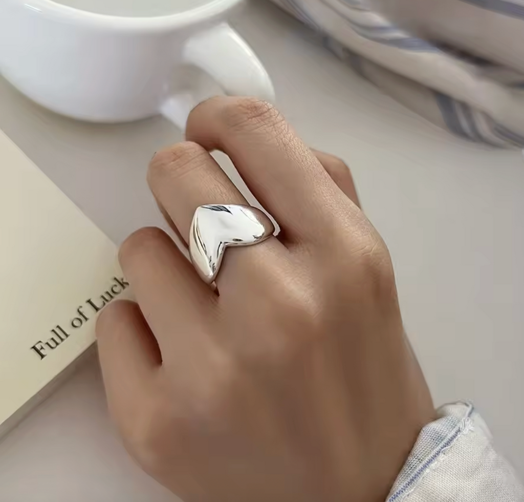Glossy Irregular Heart Open Ring