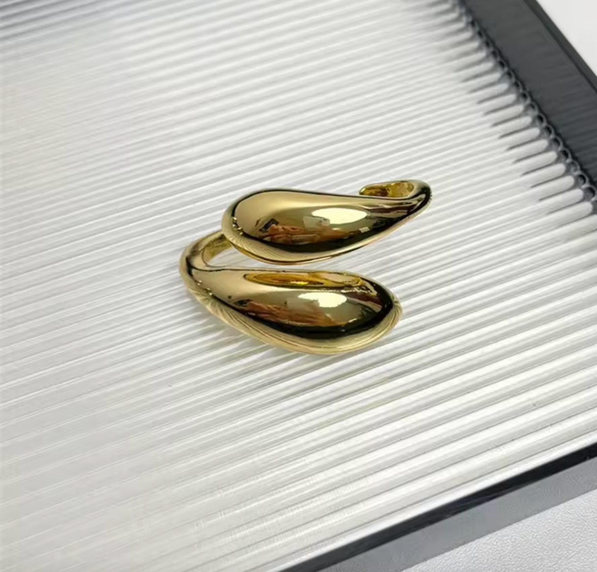 Exaggerated Geometric Water Drop Open Ring